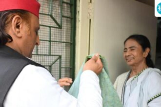 didi-won-when-elections-were-neutral:-akhilesh-yadav-after-meeting-mamata-banerjee
