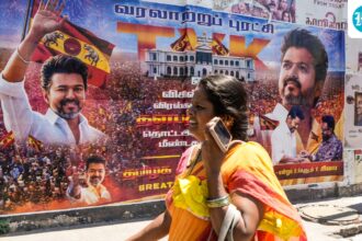 thalapathy-has-the-magic-number:-vijay-meets-governor,-this-time-with-118+,-to-invite-him-to-form-tn-government
