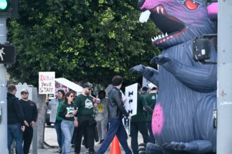the-writers-guild-of-the-west’s-ugly-feud-with-employees-is-about-to-end-with-a-tentative-deal