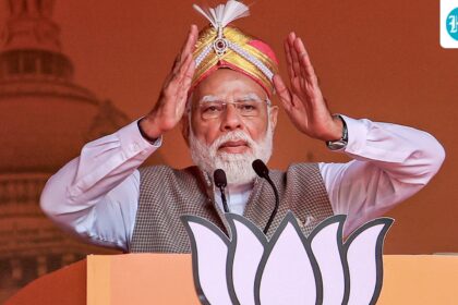 ‘parasit-congress’:-a-sharp-attack-on-pm-modi-as-rahul-gandhi-attended-vijay’s-swearing-in
