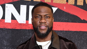 kevin-hart-roast:-comedian-ends-katt-williams-beef-as-the-rock,-teyana-taylor-and-more-cracks-jokes-about-hart’s-height-and-filmography