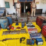 chhattisgarh:-troops-recover-weapons-and-explosives-from-maoist-hideout-in-bijapur