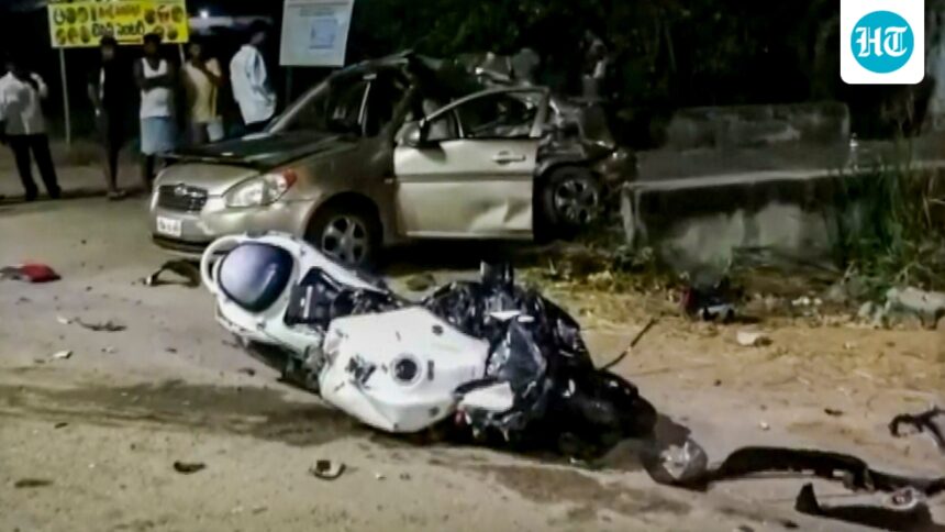 speeding-hayabusa-bike-collides-with-car-in-telangana,-killing-2-children-out-of-5-people