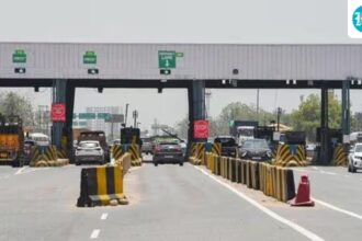 nitin-gadkari-inaugurates-the-barrier-free-mundka-bakarwala-plaza-in-delhi