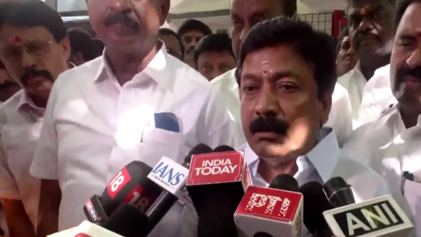 aiadmk-faction-supports-vijay’s-tvk-after-row-with-eps:-‘we-accept-people’s-mandate’