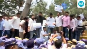 delhi:-huge-student-protest-after-neet-canceled-over-paper-leakage-allegations