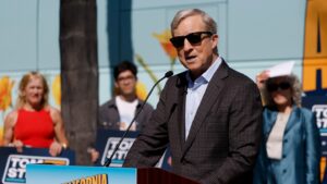 tom-steyer-believes-paramount-warner-brothers-merger-amounts-to-‘right-wing-media-takeover’