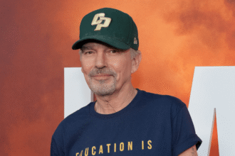 why-billy-bob-thornton-doesn’t-discuss-politics:-‘i’m-not-an-expert’