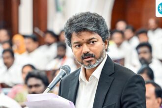 aiadmk-anti-defection-law-warned-as-mps-support-vijay:-inside-tamil-nadu-floor-test.-5-points