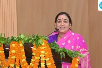 who-is-aparna-yadav?-five-facts-about-bjp-leader-and-wife-pratik-yadav