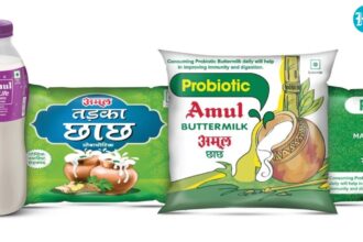 amul-raises-milk-prices-by-rs-2-per-liter-across-india-starting-tomorrow