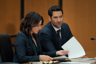 the-lincoln-lawyer-series-ends-with-season-5-on-netflix