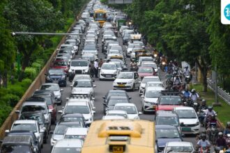supreme-court-directs-states-to-ensure-transportation-vehicles-install-tracking-devices-and-emergency-buttons