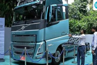 e-trucks-on-the-verge-of-achieving-commercial-cost-parity-with-diesel-vehicles:-report