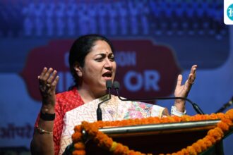 wfh,-online-meetings,-day-without-vehicles:-rekha-gupta-announces-list-of-measures-after-pm-modi’s-appeal