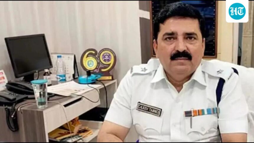 ed-arrests-kolkata-dcp-santanu-sinha-biswas-in-alleged-land-deal-case