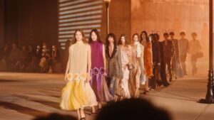 dior’s-show-at-the-geffen-museum-mixes-high-fashion-and-high-art,-and-decorates-it-with-movie-stars