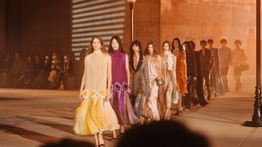 dior’s-show-at-the-geffen-museum-mixes-high-fashion-and-high-art,-and-decorates-it-with-movie-stars