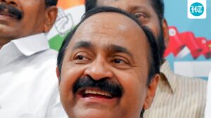 minimum-number-of-vehicles-in-a-cm-convoy;-people-should-not-be-disturbed:-vd-satheesan