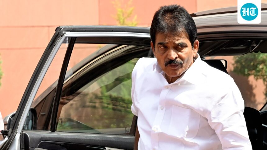 kc-venugopal-reveals-his-‘utmost-desire’-after-vd-satheesan-is-selected-for-kerala-cm-post-|-he-watches