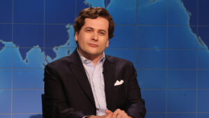jeremy-culhane’s-tucker-carlson-went-viral-on-snl-it-also-sparked-comedic-controversy.
