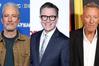 stephen-colbert-names-final-‘late-show’-guests:-jon-stewart,-steven-spielberg,-david-byrne,-bruce-springsteen