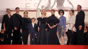 cannes-film-festival:-“gentle-monster”-cheers-at-premiere,-pushing-lea-seydoux-into-the-race-for-best-actress-and-oscar