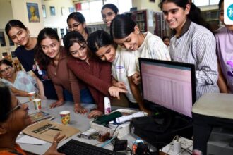 cbse-reduces-answer-sheet-revision-fees-amid-osm,-assures-recovery-of-improved-marks