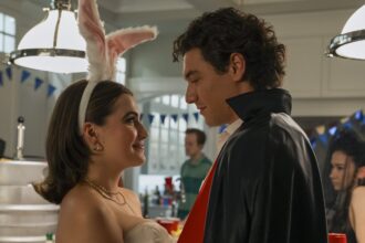 where-to-watch-‘off-campus’:-how-to-stream-the-new-romance-series