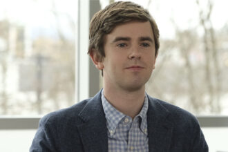 freddie-highmore-teams-up-with-david-shore-in-“i’m-not-here-to-hurt-you.”