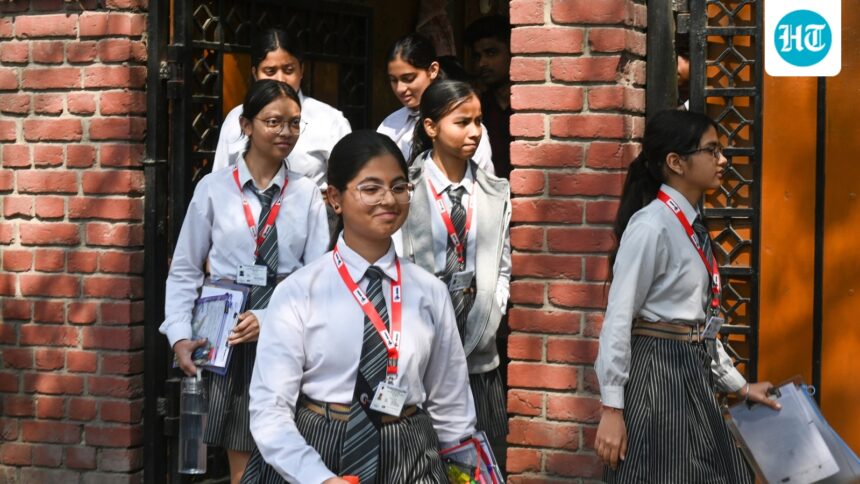 3-page-question-papers-tougher-law-maharashtra-board-plans-major-reforms-for-class-10th-and-12th-exams | GIBN 3-page-question-papers,-tougher-law:-maharashtra-board-plans-major-reforms-for-class-10th-and-12th-exams