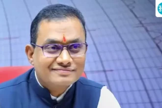 ‘motegaonkar-sir-doctors-factory’:-10th-arrest-of-coaching-center-owner-in-neet-ug-leak,-describes-himself-a-‘visionary-educator’