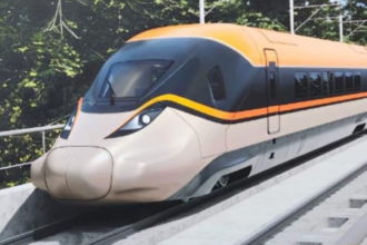 the-first-look-of-india’s-proposed-bullet-train-between-mumbai-and-ahmedabad-has-been-revealed,-railways-shares-image