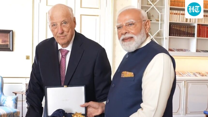 prime-minister-modi-receives-norway’s-highest-award,-the-grand-cross,-from-king-harald-v