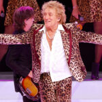 ‘forever-young:-a-grammy-tribute-to-rod-stewart-live’:-here’s-where-to-watch-the-special-online