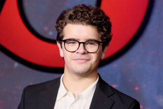 gaten-matarazzo-will-make-his-west-end-debut-in-the-revival-of-“rent.”