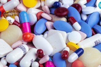 a-nationwide-chemists’-strike-against-online-pharmacies-has-begun-with-mixed-reactions