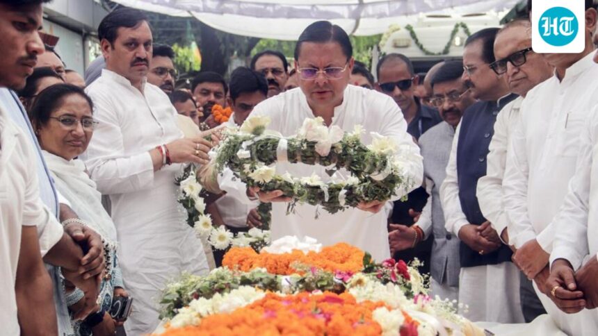 former-uttarakhand-cm-bc-khanduri-was-cremated-with-full-state-honours