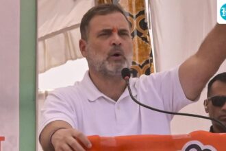 rahul-gandhi-attacks-modi-over-‘economic-storm’,-creates-a-stir-during-his-visit-to-italy