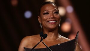 queen-latifah-on-hosting-the-amas:-‘everyone-needs-to-feel-this-energy-coming-from-me’