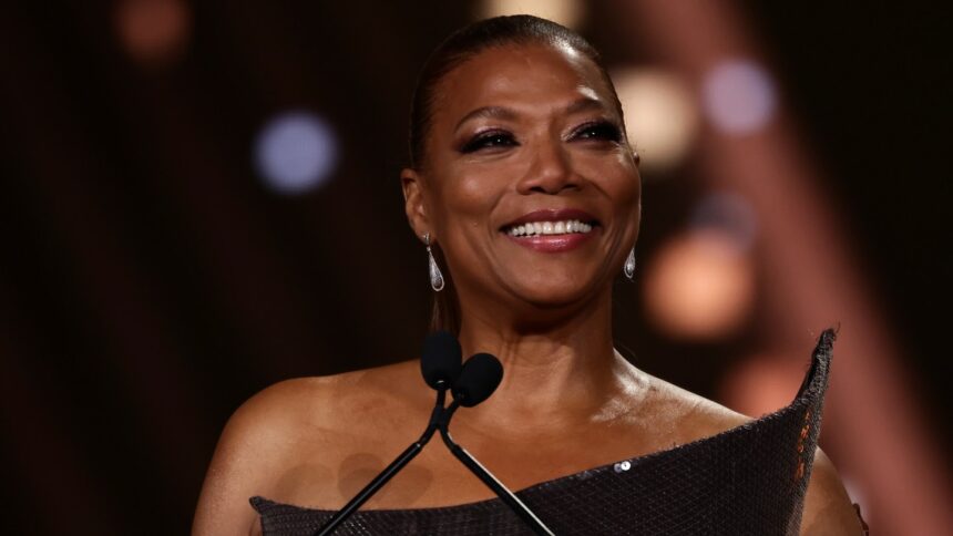 queen-latifah-on-hosting-the-amas:-‘everyone-needs-to-feel-this-energy-coming-from-me’