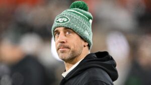 aaron-rodgers-net-worth:-how-much-money-does-he-have-now?