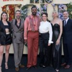 tina-fey-and-‘the-four-seasons’-continue-the-series-without-steve-carell-–-but-keeping-the-group-chat-alive