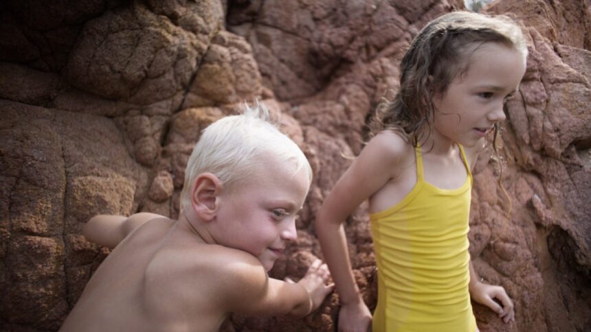 ‘red-rocks’-review:-bruno-dumont’s-‘french-riviera-kids-flick’-is-a-simple,-mostly-adult-drama