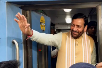 haryana-cm-nayab-saini-takes-a-train-to-delhi-amid-pm-modi’s-call-to-reduce-use-of-vehicles