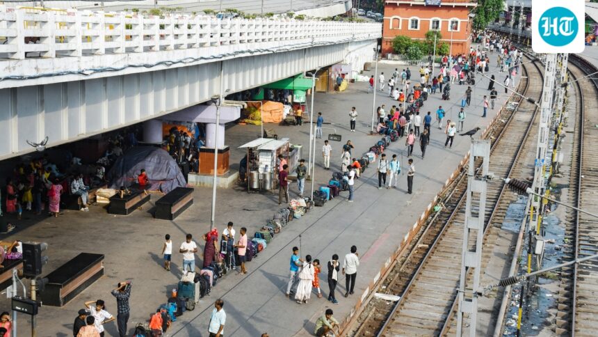 a-man-was-captured-on-cctv-throwing-a-package-like-object-at-kolkata’s-howrah-station,-sparking-a-fire;-investigation-on