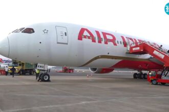 which-led-to-a-complete-emergency-for-the-bengaluru-delhi-flight-at-igi-airport