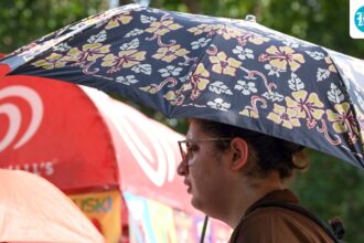 ‘use-electricity-wisely’:-government-tells-citizens-as-peak-daytime-power-demand-reaches-record-high-amid-heatwave