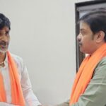bjp’s-prasad-lad-meets-manoj-garang-patel-as-part-of-government’s-outreach-to-the-quota-activist