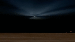 pentagon-releases-second-batch-of-ufo-files-with-clearer-color-footage-(but-no-aliens-yet)